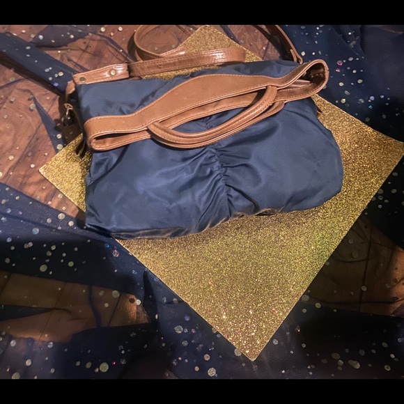 BRONTIBAY PARIS SATIN ITALIAN NYLON CROSSBODY Bag - Picture 4 of 11